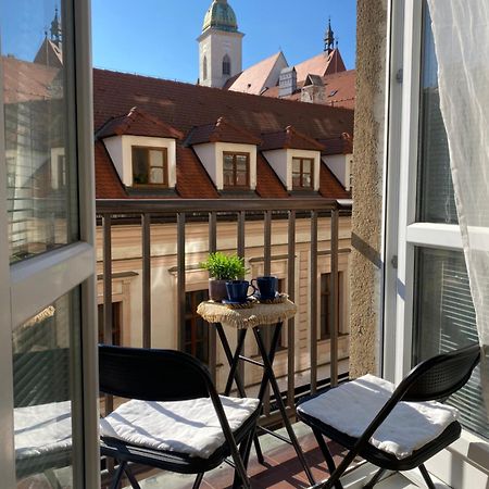 Audrey Hepburn Apartment Cathedral View Top Location Air Conditioned Bratislava Exteriör bild