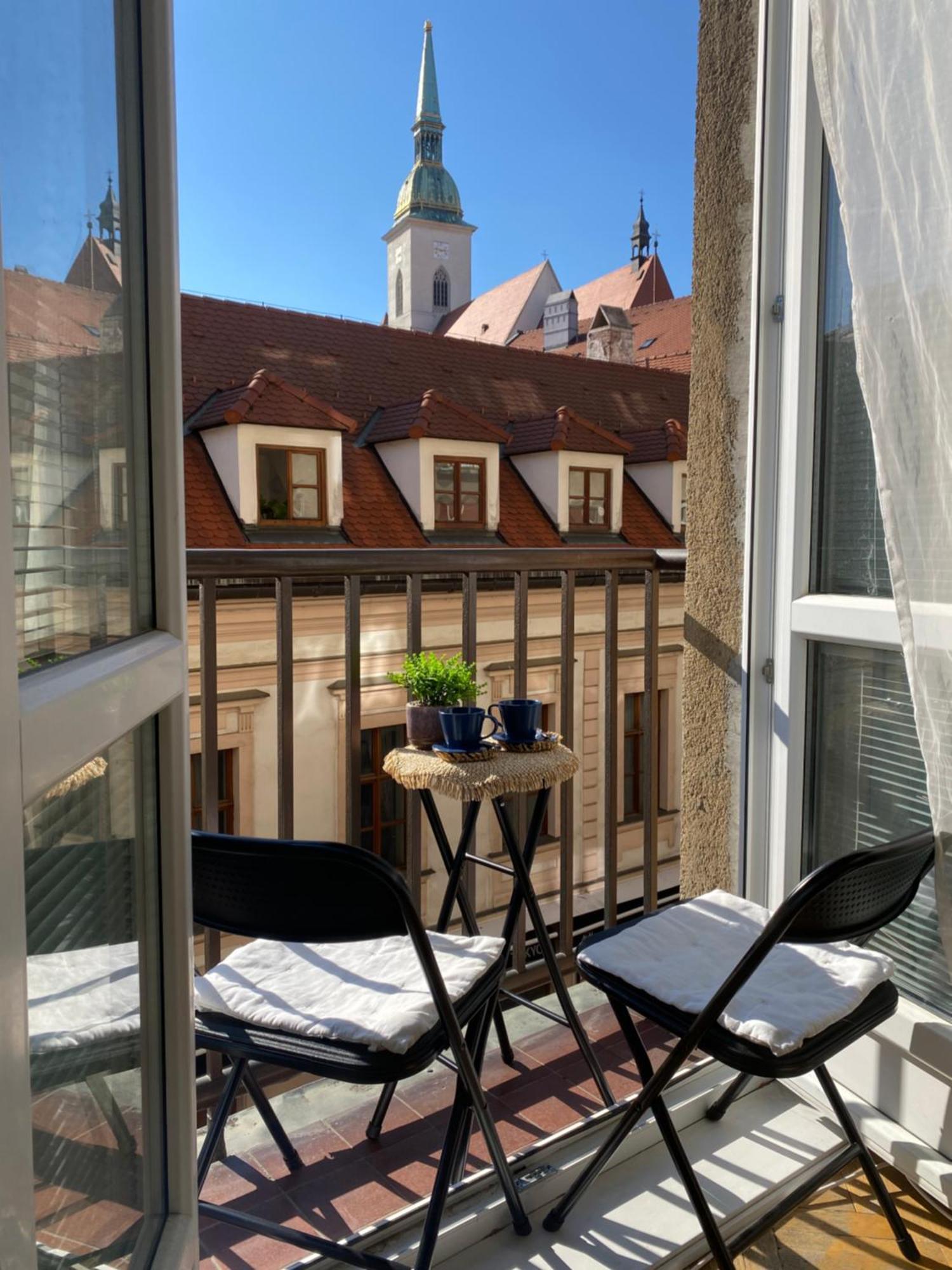 Audrey Hepburn Apartment Cathedral View Top Location Air Conditioned Bratislava Exteriör bild